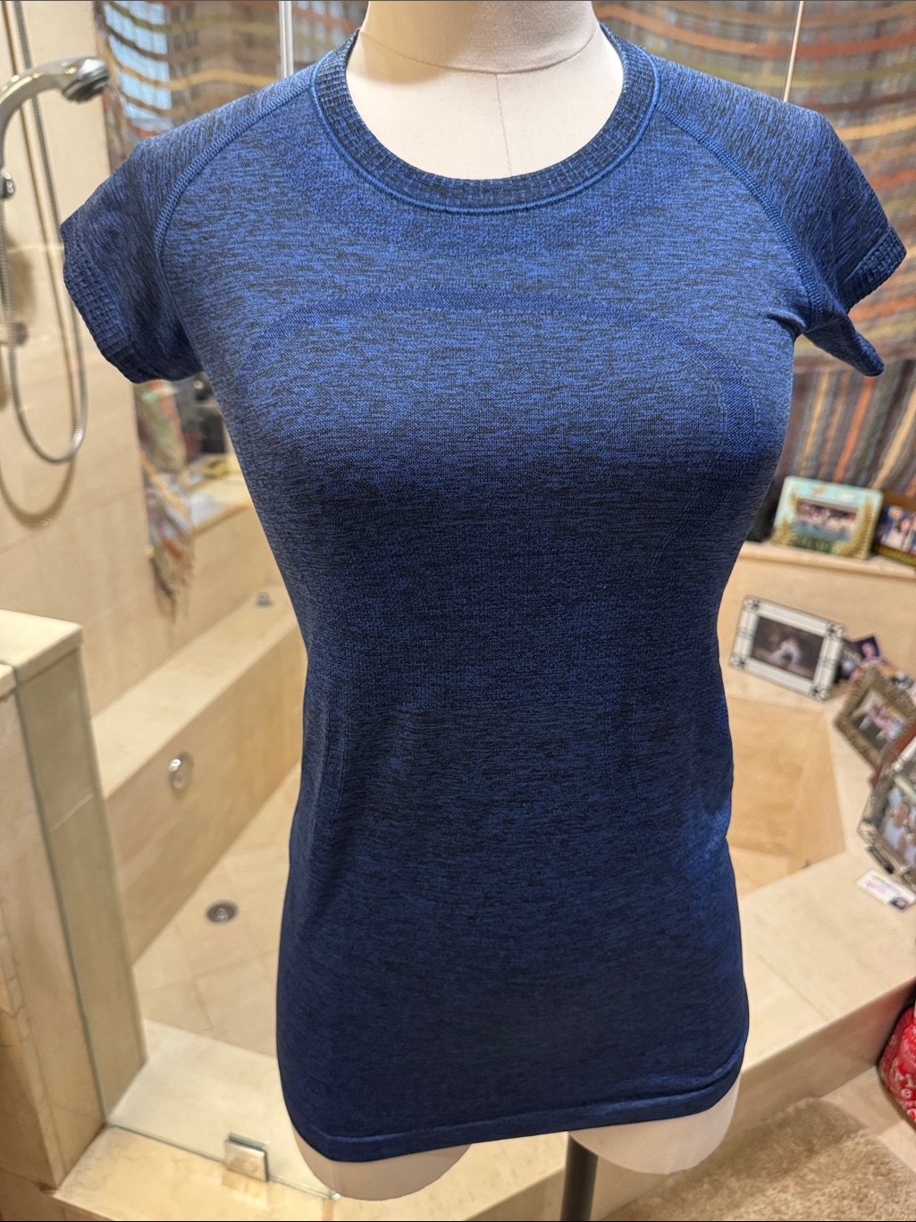 Lululemon Athletica Women's Heathered Blue Short Sleeve Tee
